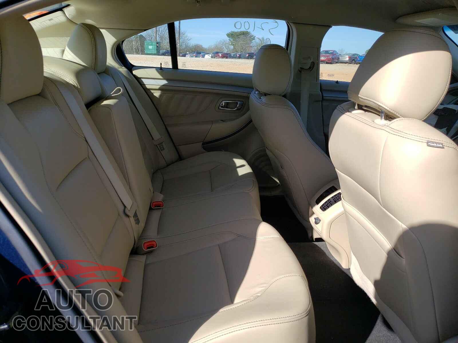 FORD TAURUS 2017 - 1FAHP2E85HG120572