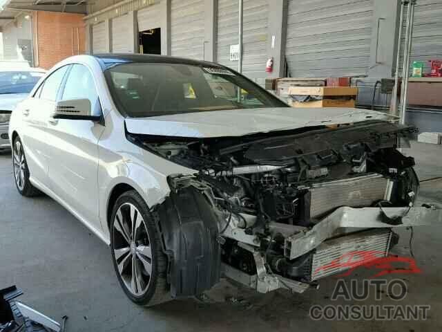 MERCEDES-BENZ CLA 250 2015 - WDDSJ4EB0FN174384