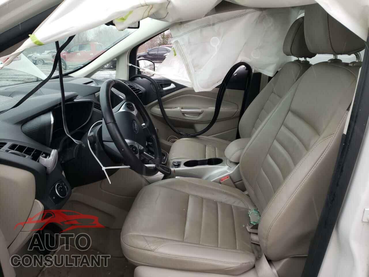 FORD CMAX 2016 - 1FADP5BU3GL107309