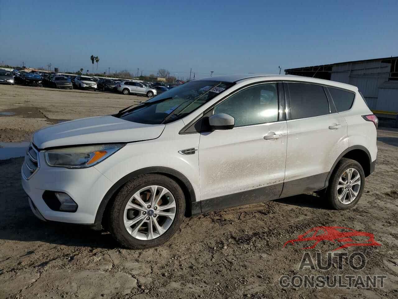 FORD ESCAPE 2017 - 1FMCU0GD8HUD95233