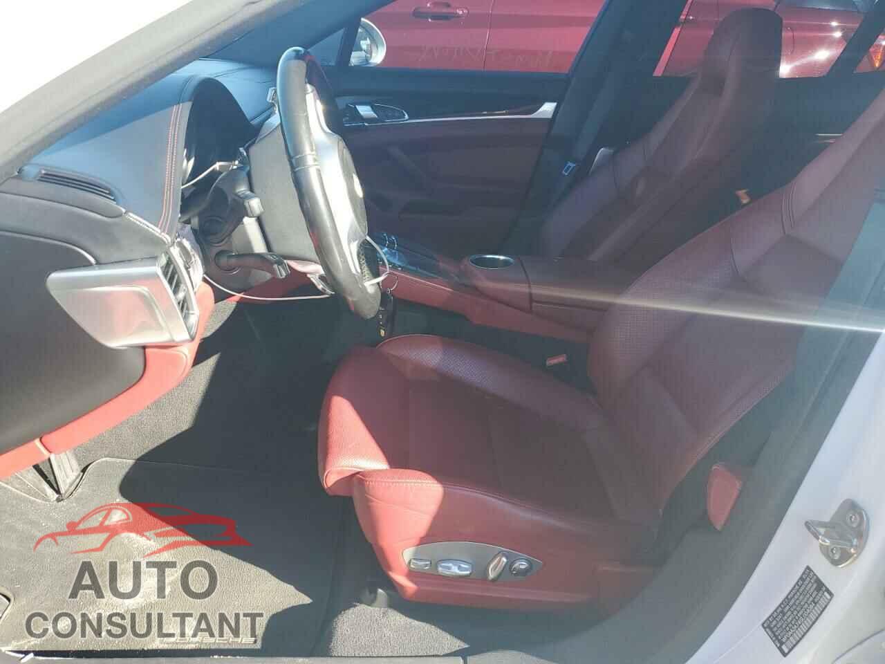 PORSCHE PANAMERA 2016 - WP0AA2A74GL004084