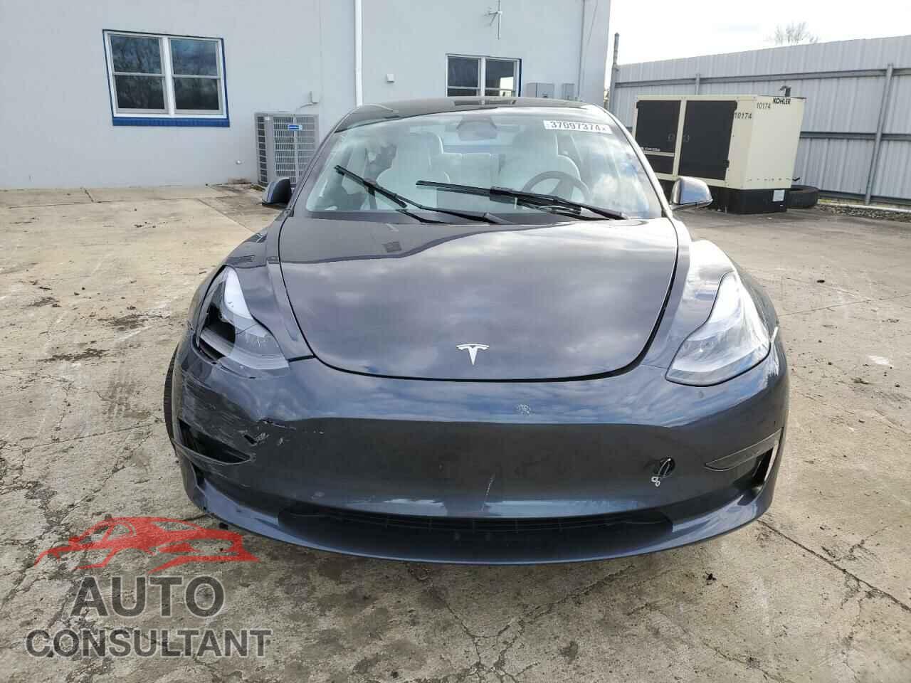 TESLA MODEL 3 2023 - 5YJ3E1EAXPF601286