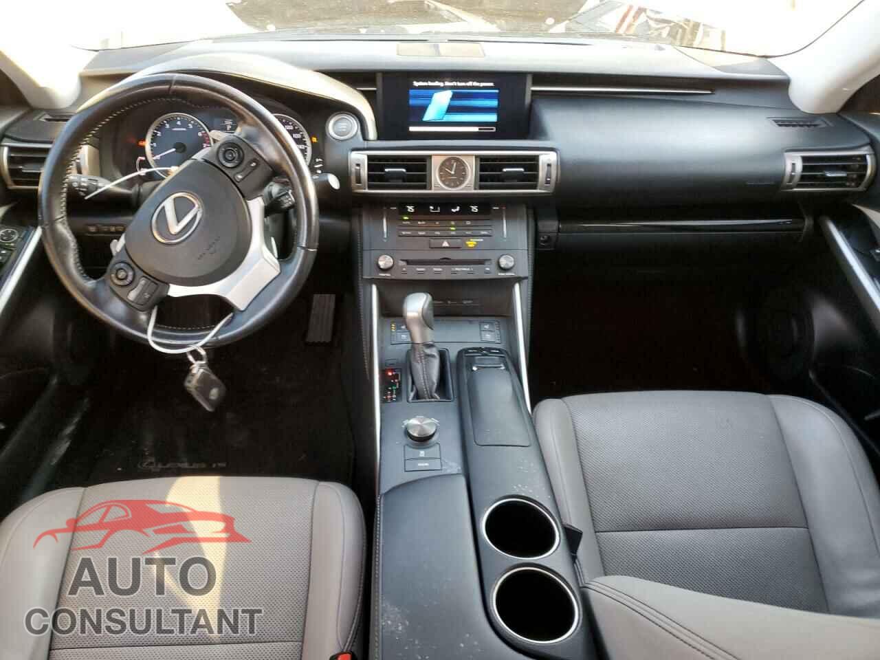 LEXUS IS 2016 - JTHBA1D25G5034776