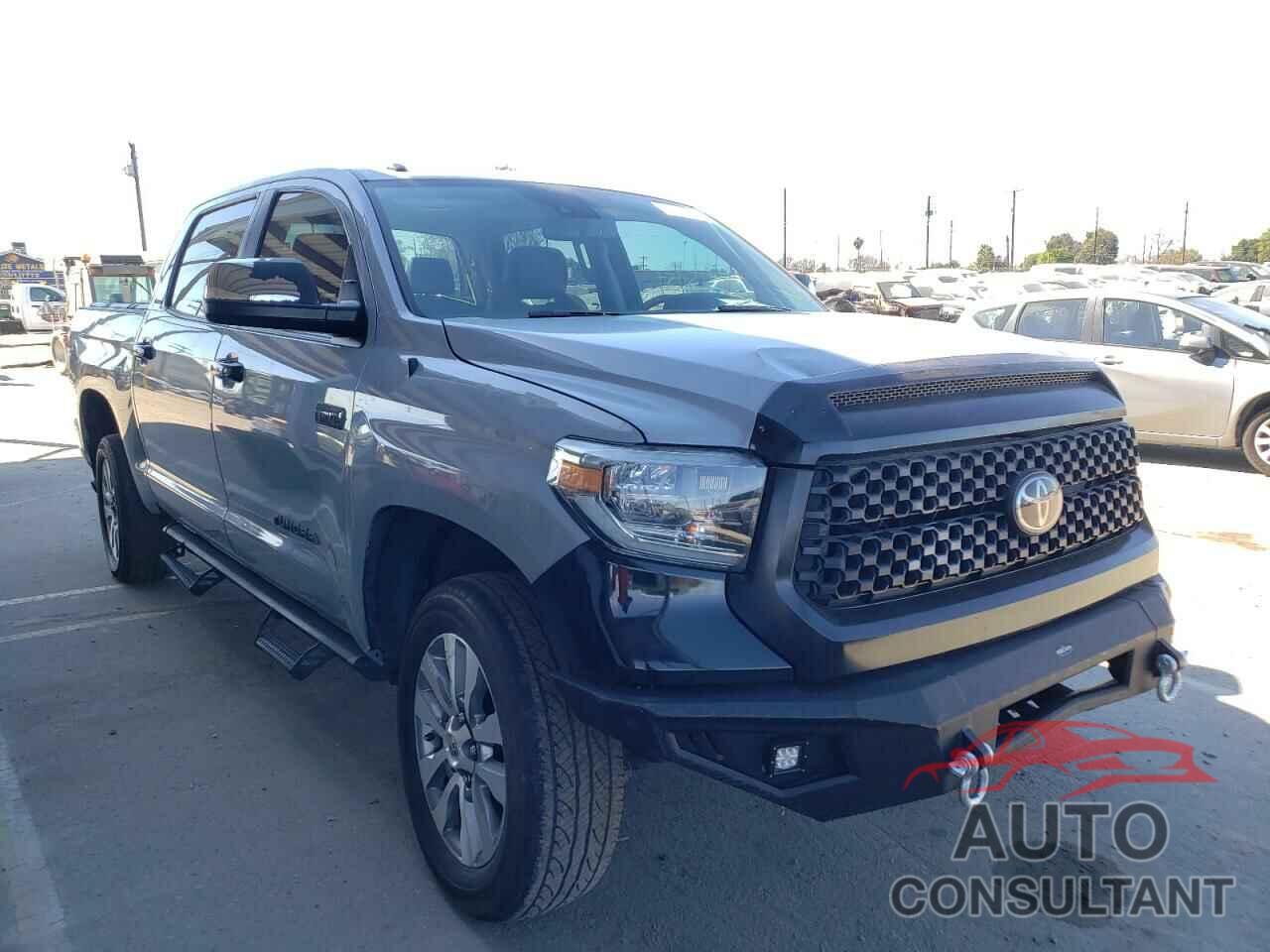 TOYOTA TUNDRA 2018 - 5TFFY5F18JX236713