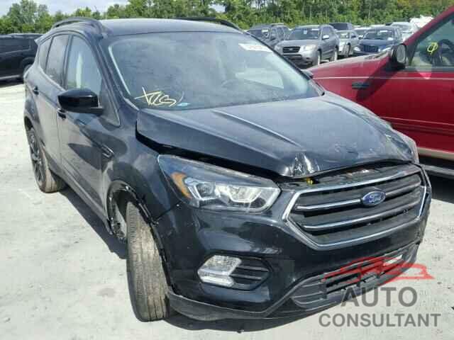 FORD ESCAPE 2017 - 1FMCU0GD2HUA88608