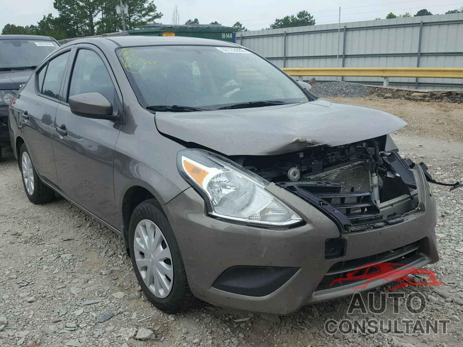 NISSAN VERSA 2017 - 3N1CN7APXHL816797