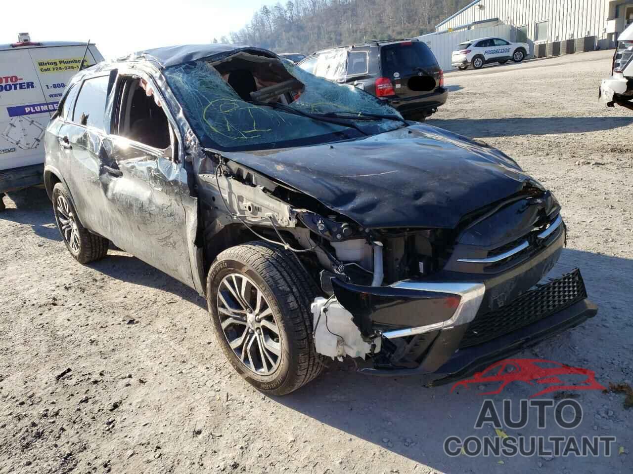 MITSUBISHI OUTLANDER 2018 - JA4AR3AU5JU021749