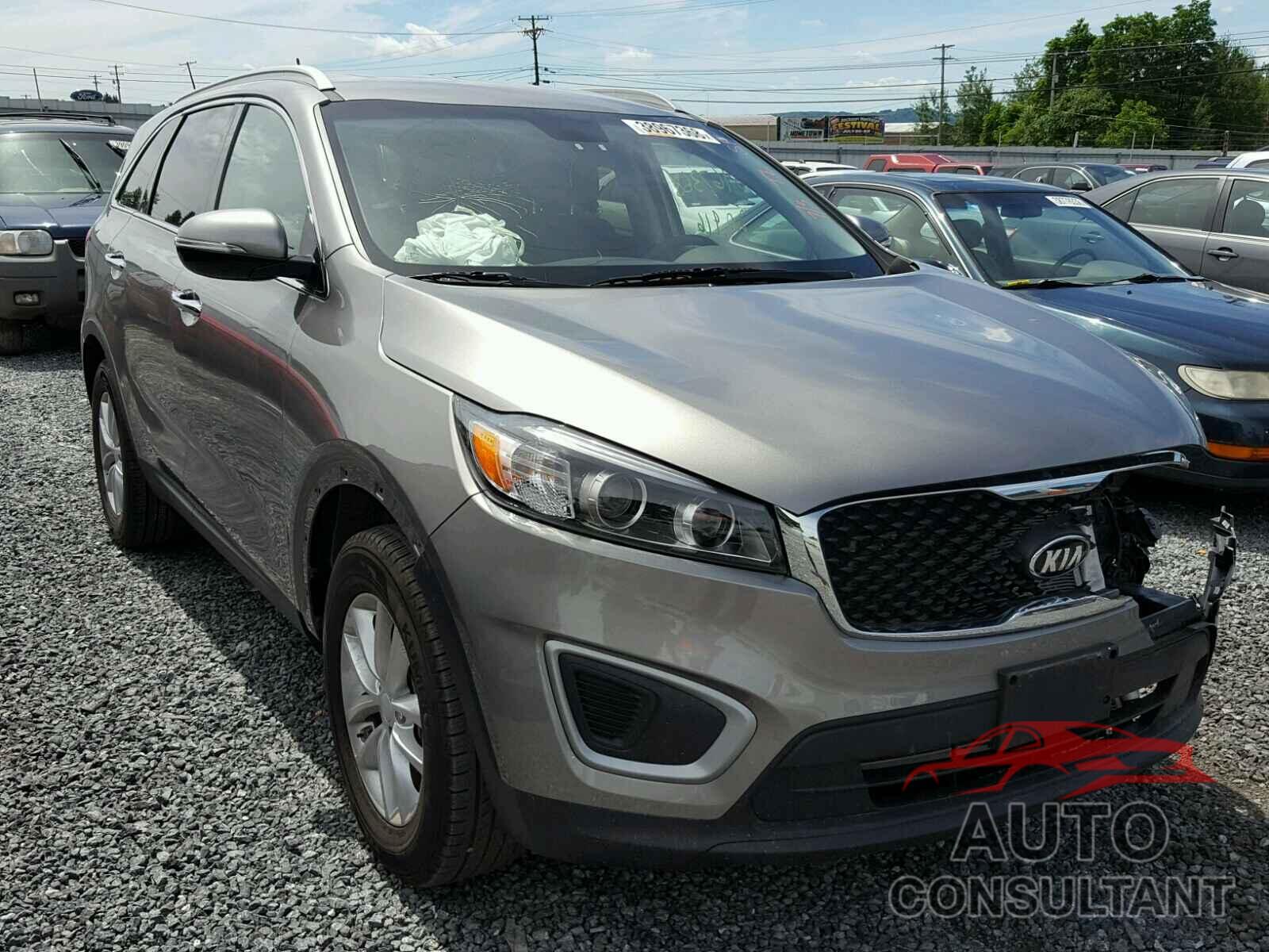 KIA SORENTO LX 2017 - 5XYPG4A32HG278639