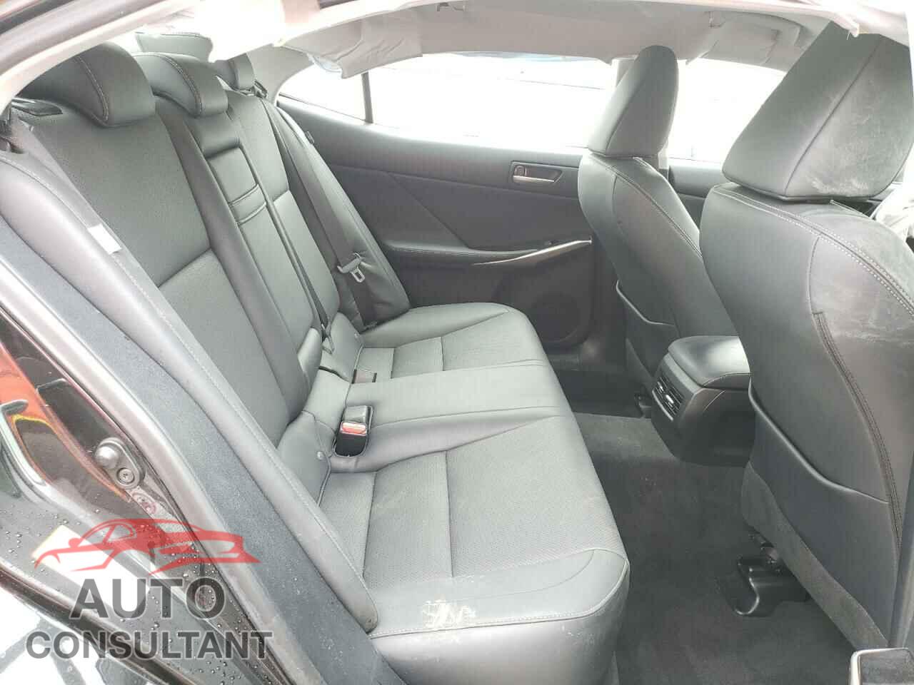 LEXUS IS 2017 - JTHBA1D21H5044688
