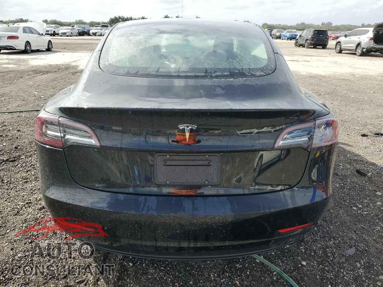 TESLA MODEL 3 2023 - 5YJ3E1EA5PF455864