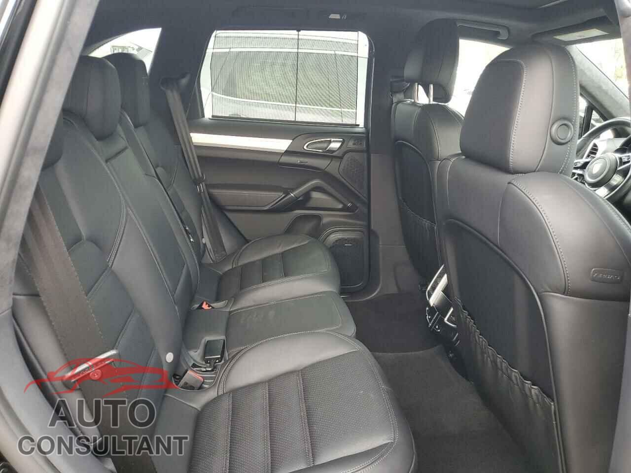 PORSCHE CAYENNE 2016 - WP1AD2A28GLA79493
