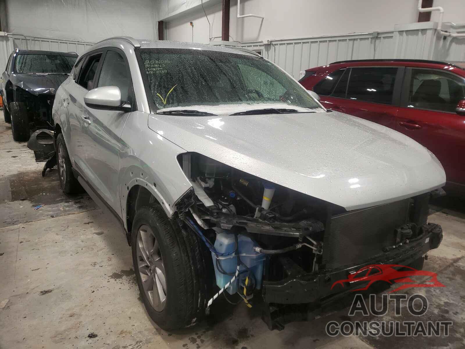 HYUNDAI TUCSON 2018 - KM8J3CA4XJU701617
