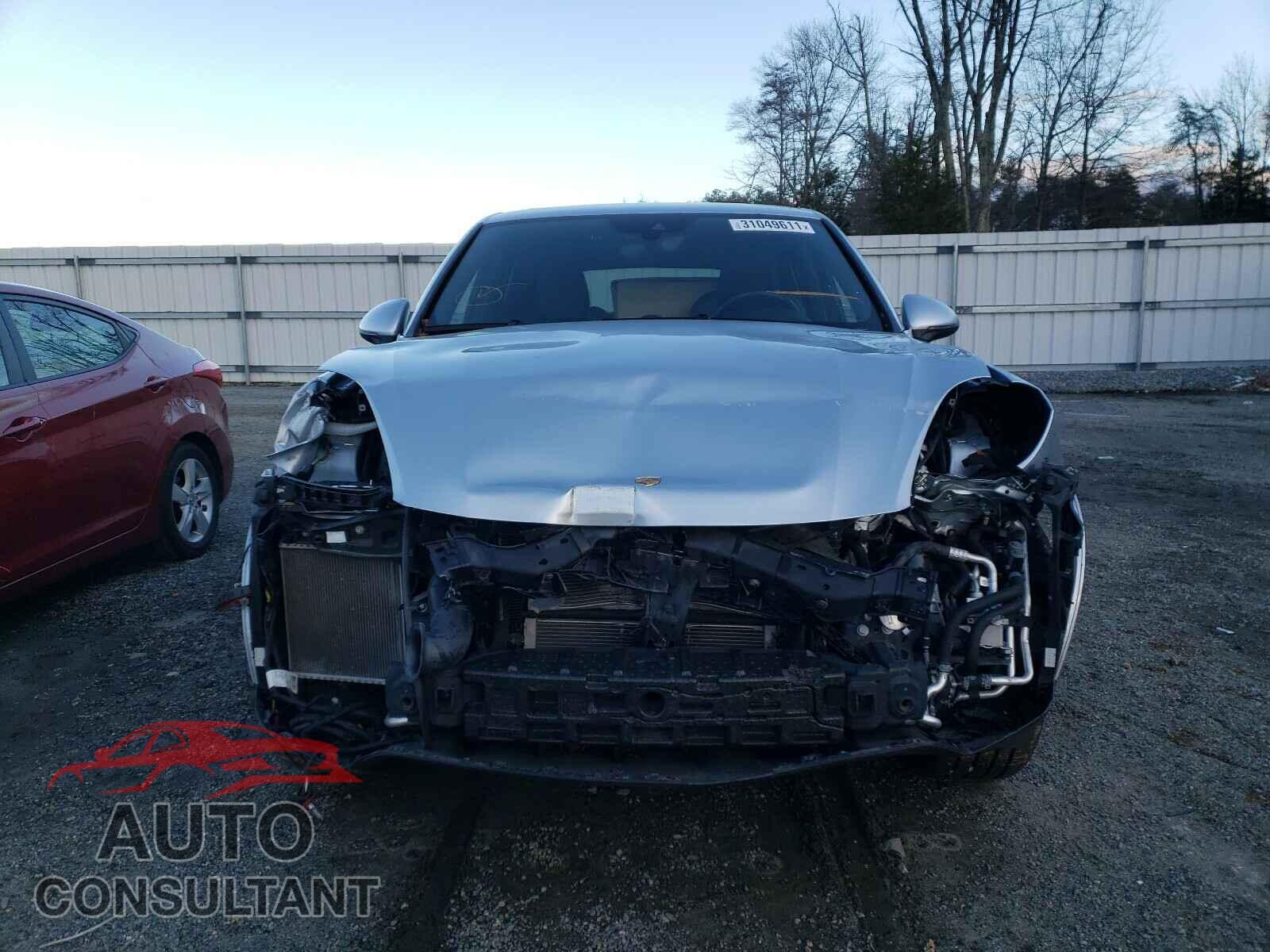 PORSCHE CAYENNE 2017 - WP1AE2A2XHLA69143