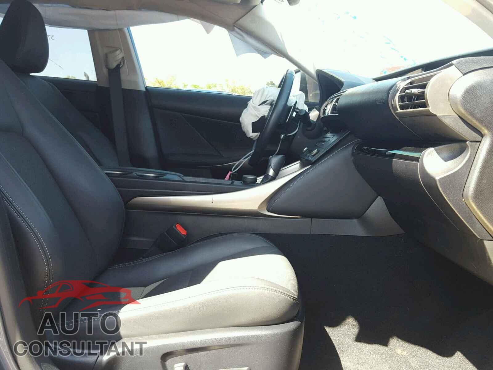 LEXUS IS250 2015 - JTHBF1D27F5058061