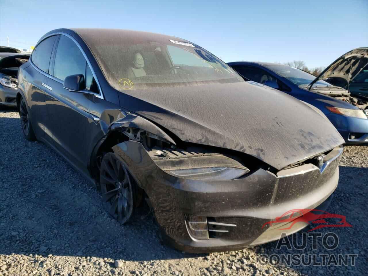 TESLA MODEL X 2017 - 5YJXCBE26HF056162