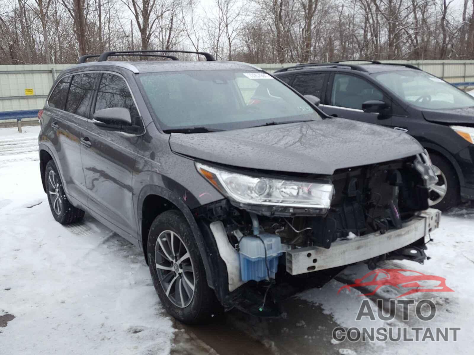 TOYOTA HIGHLANDER 2018 - 5TDJZRFHXJS544824
