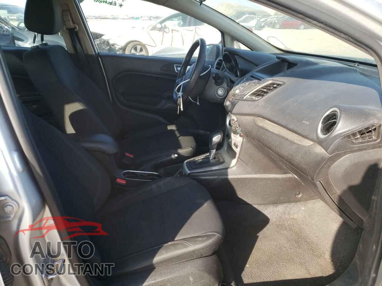FORD FIESTA 2016 - 3FADP4EJ8GM147637