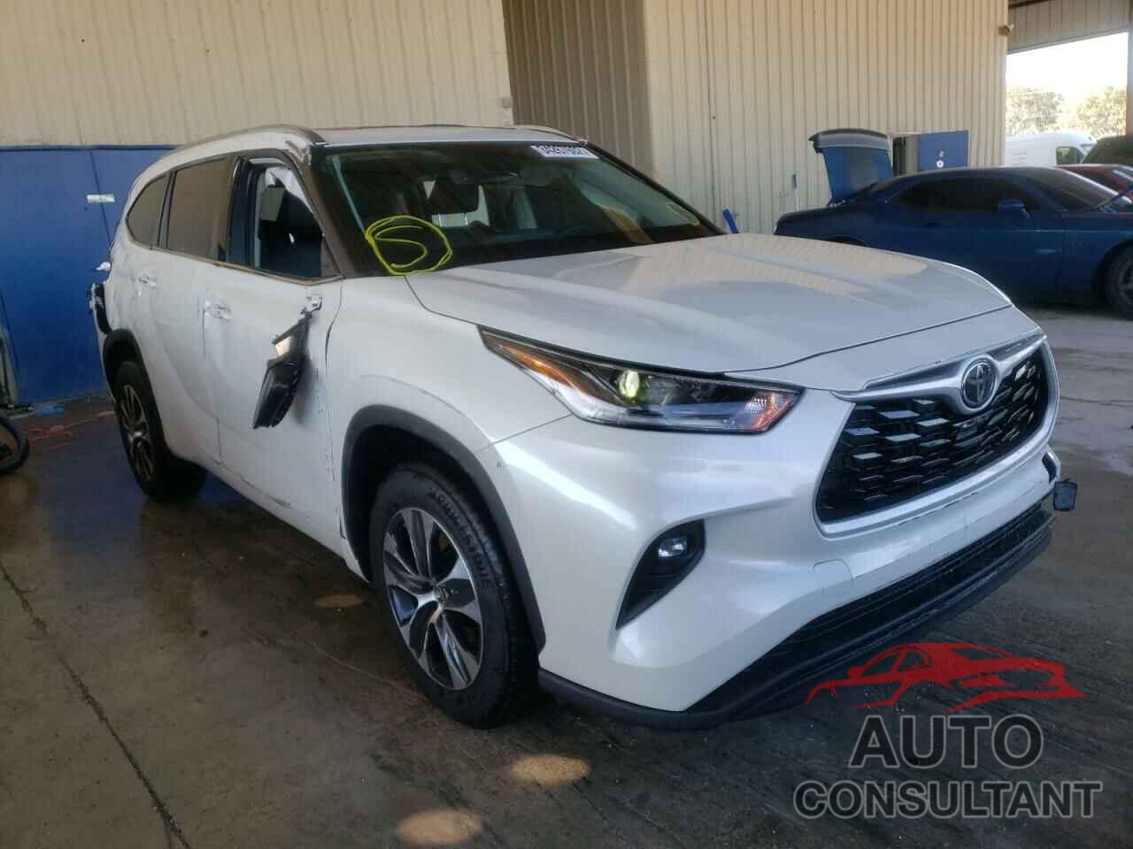 TOYOTA HIGHLANDER 2021 - 5TDGZRAH0MS531361