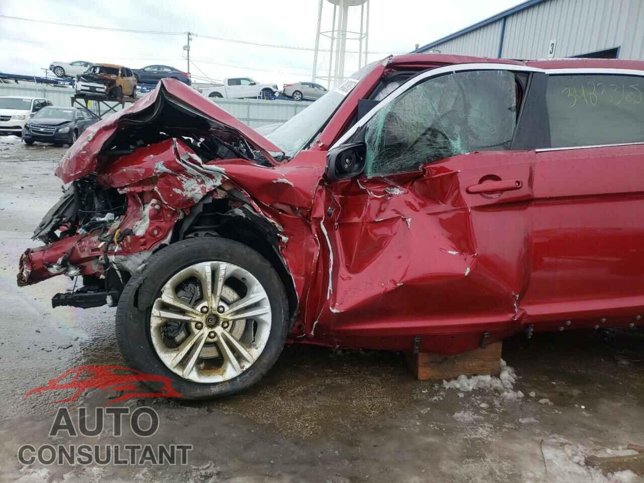 FORD TAURUS 2018 - 1FAHP2E83JG126621