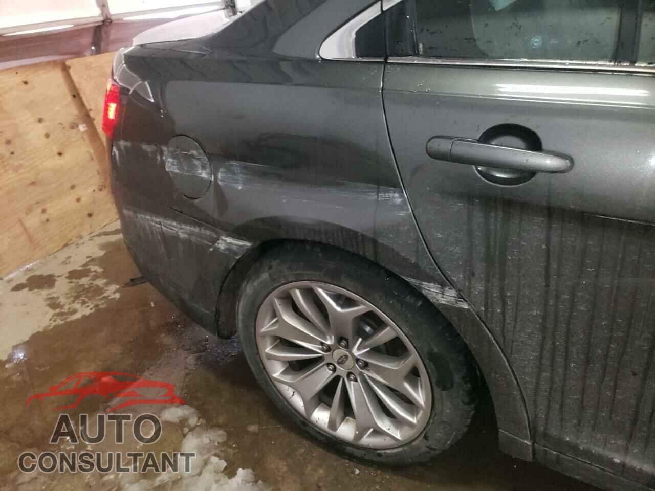 FORD TAURUS 2017 - 1FAHP2F86HG120837