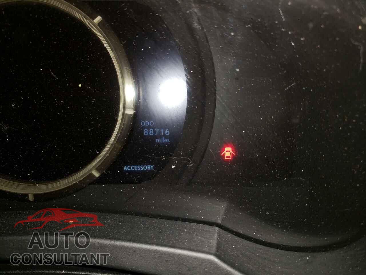 LEXUS IS 2016 - JTHBE1D24G5026754