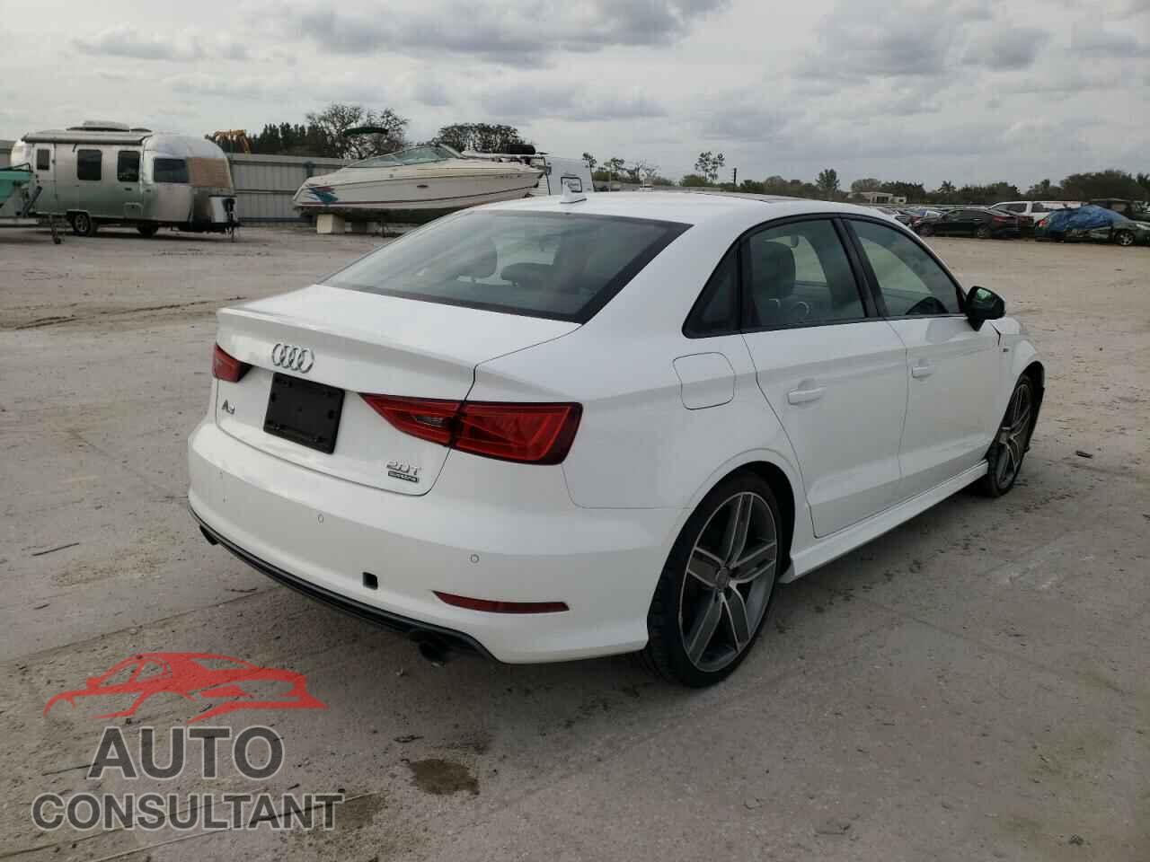 AUDI A3 2016 - WAUB8GFF8G1060552