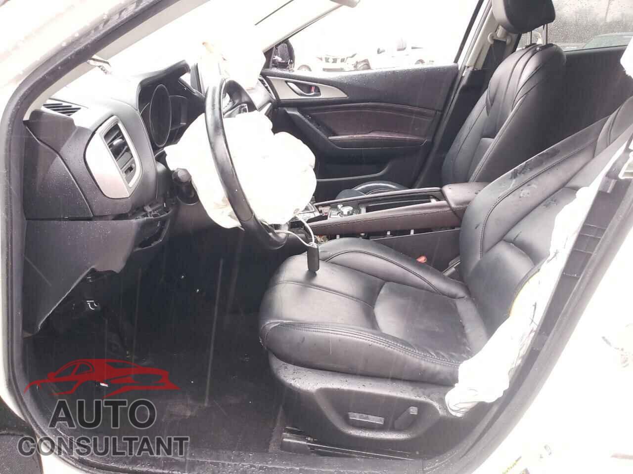 MAZDA 3 2017 - 3MZBN1V74HM126860