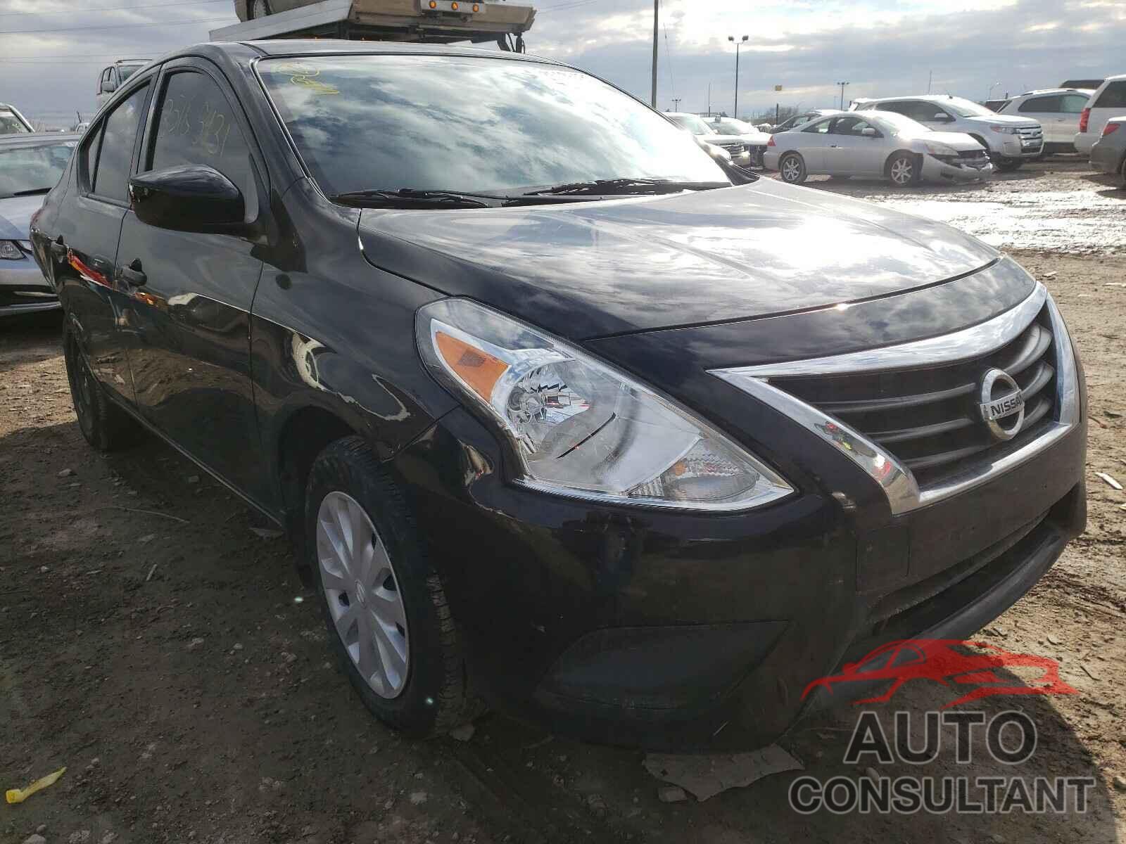 NISSAN VERSA 2018 - 3N1CN7AP1JL836829