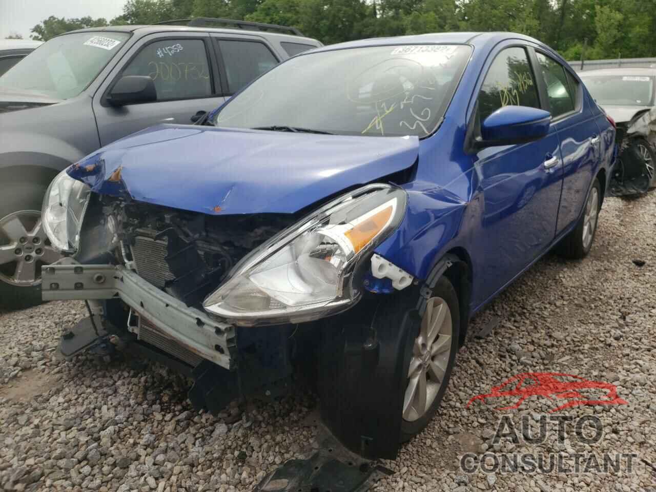 NISSAN VERSA 2017 - 3N1CN7AP7HL825604
