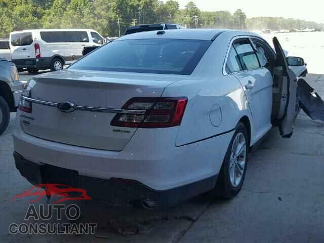 FORD TAURUS 2015 - 1FAHP2D82FG202189