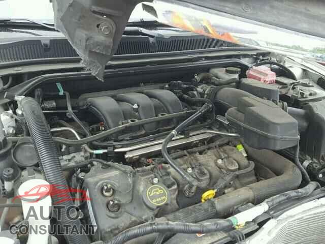 FORD TAURUS 2015 - 1FAHP2D86FG106453