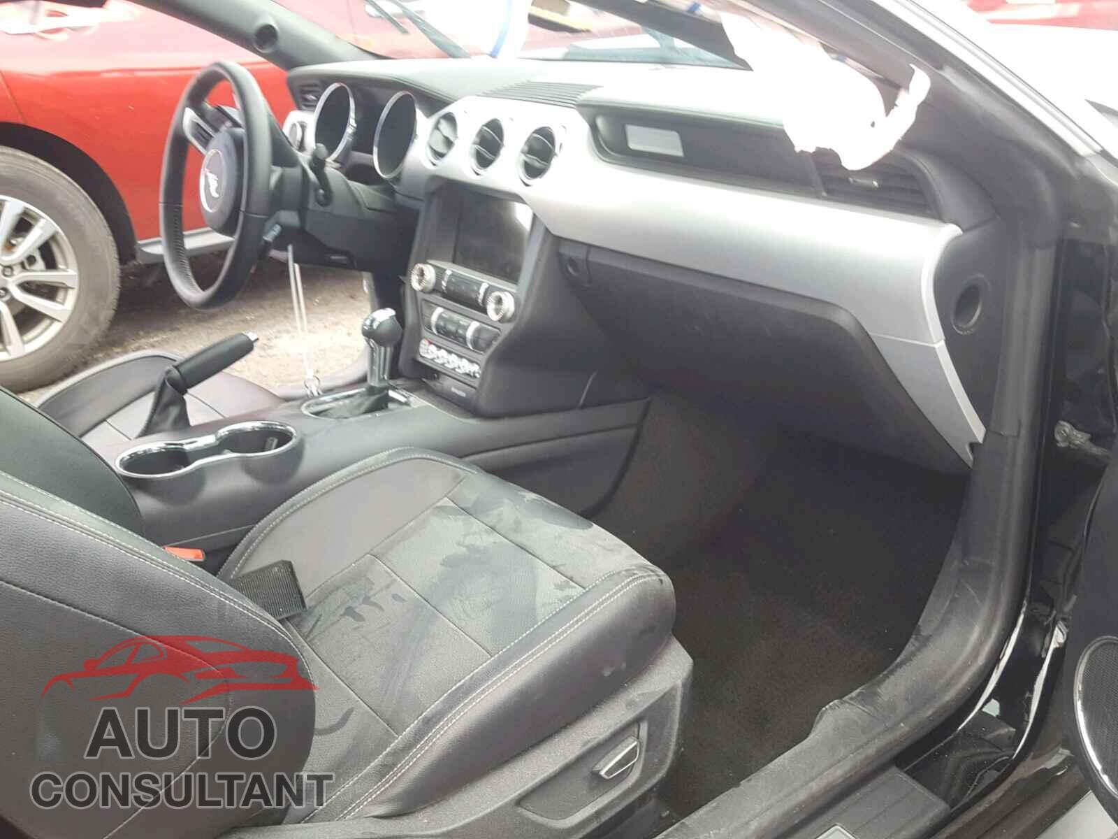 FORD MUSTANG 2017 - 1FA6P8CF8H5330784