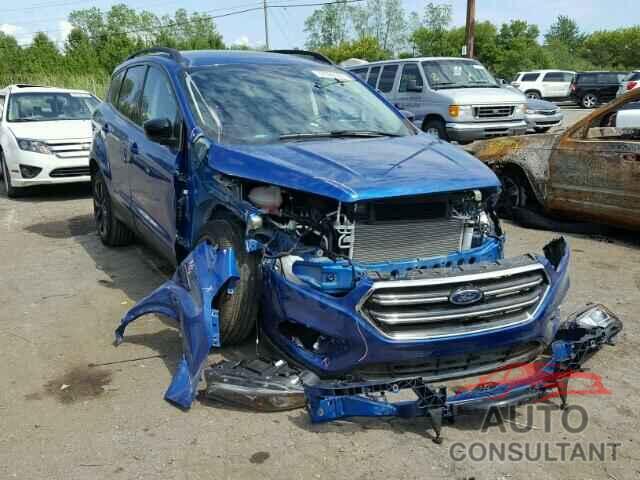 FORD ESCAPE 2017 - 1FMCU0GD8HUA48890