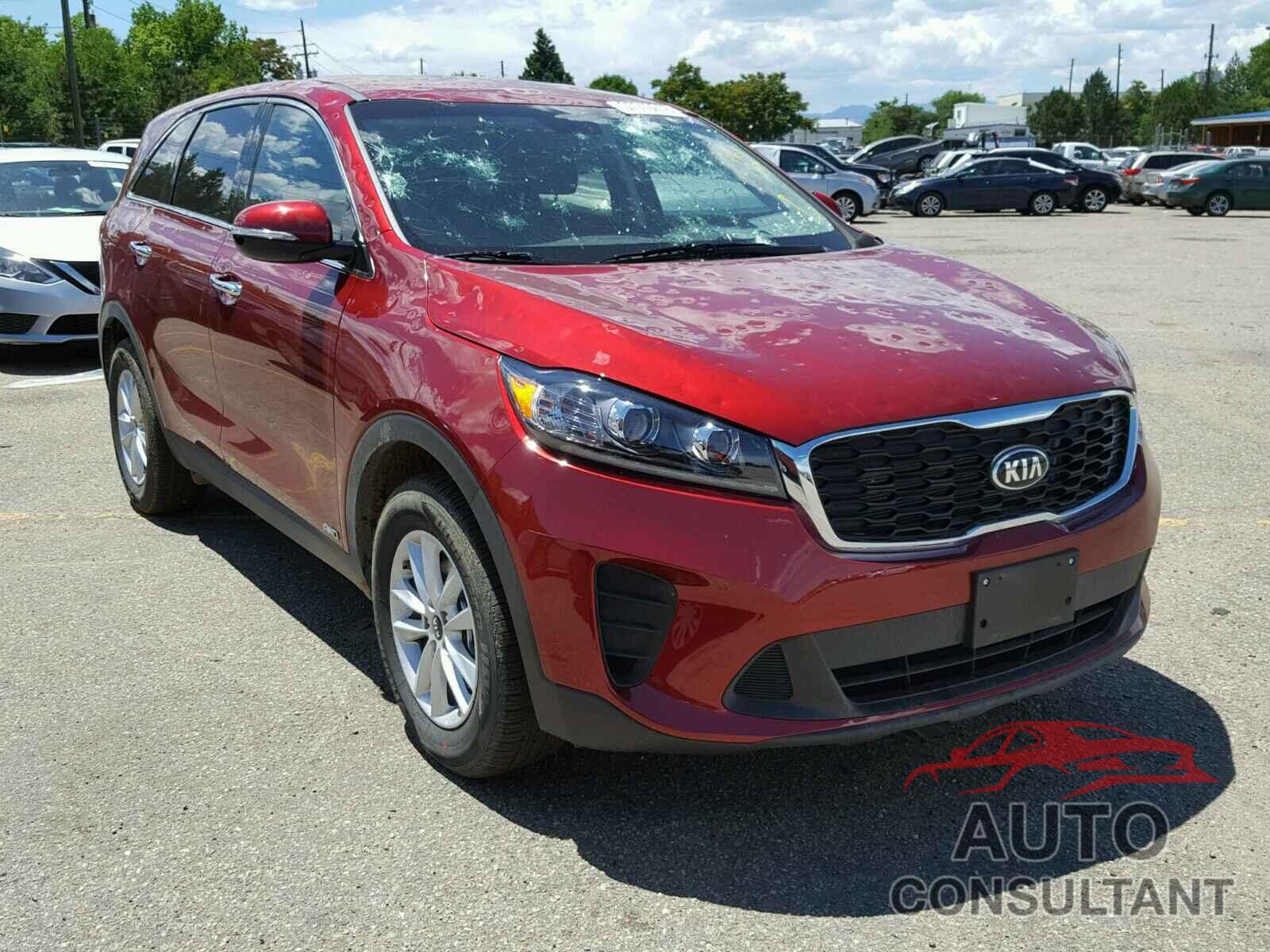 KIA SORENTO LX 2019 - 5XYPGDA57KG471491