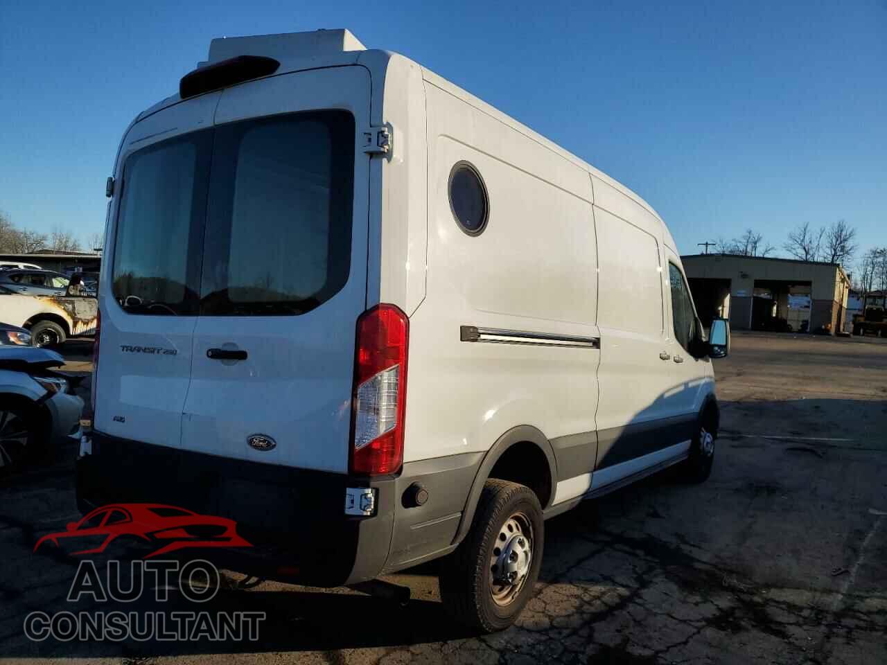 FORD TRANSIT 2020 - 1FTBR2C87LKA33422