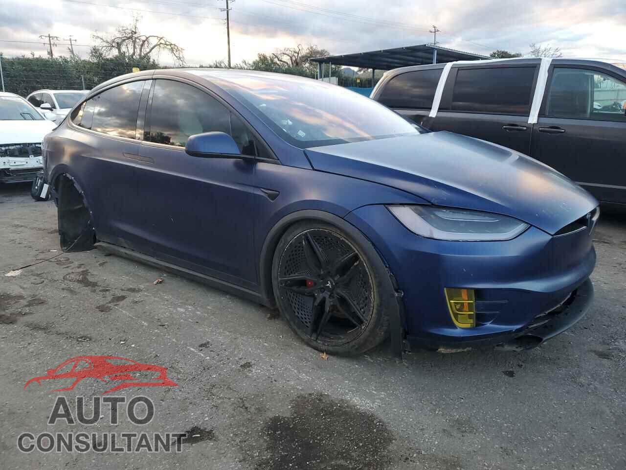 TESLA MODEL X 2018 - 5YJXCBE45JF138228