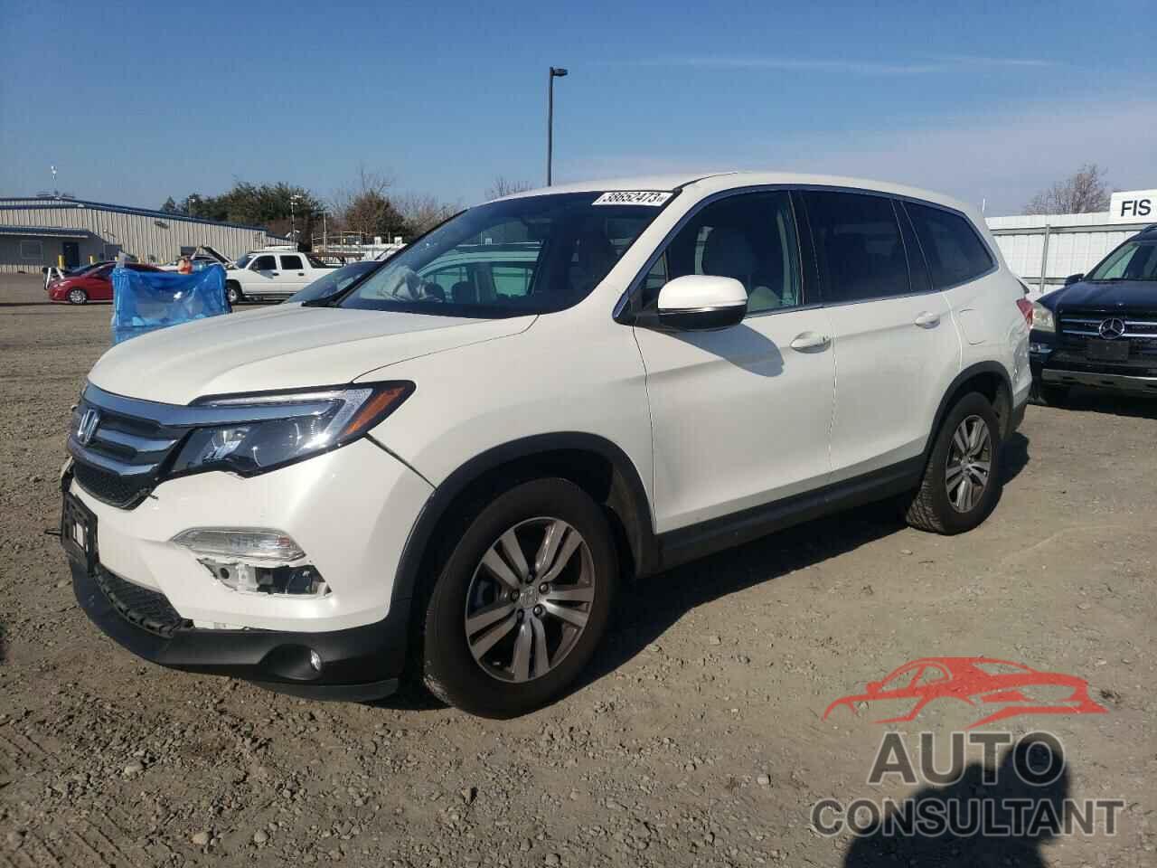HONDA PILOT 2018 - 5FNYF5H31JB026073
