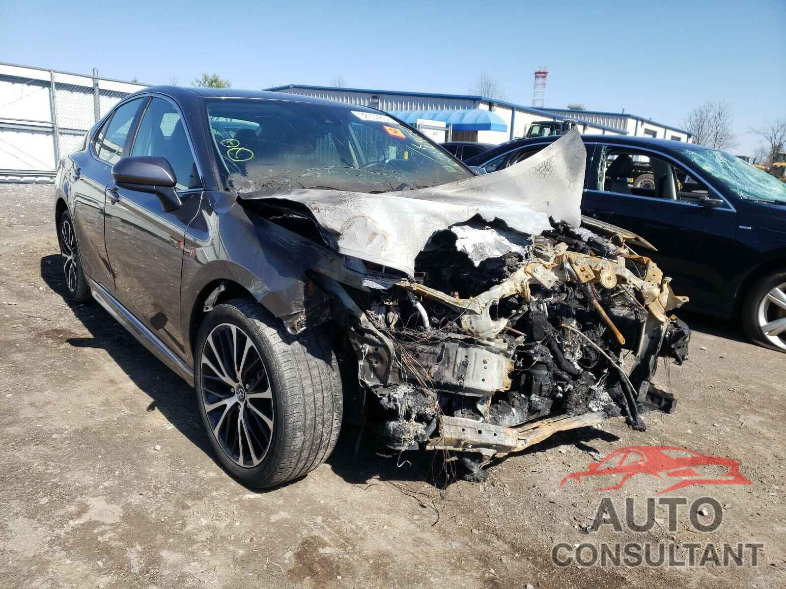 TOYOTA CAMRY 2019 - 4T1B11HK8KU681811