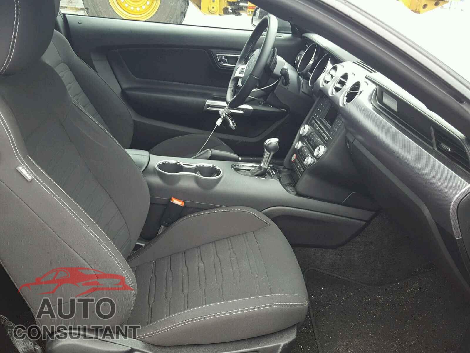 FORD MUSTANG 2017 - 1FA6P8TH2H5201828