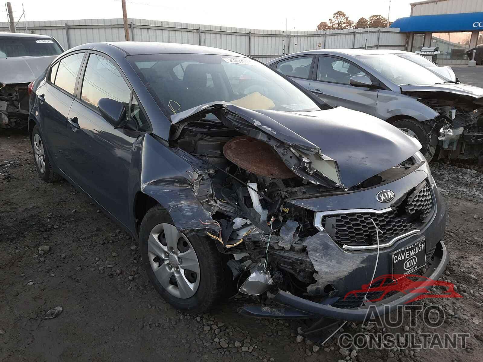 KIA FORTE 2016 - KNAFK4A6XG5562044