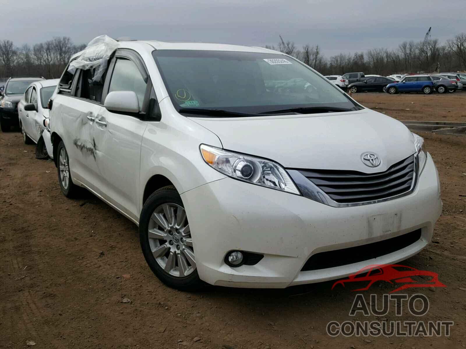 TOYOTA SIENNA 2015 - 5TDDK3DCXFS116135