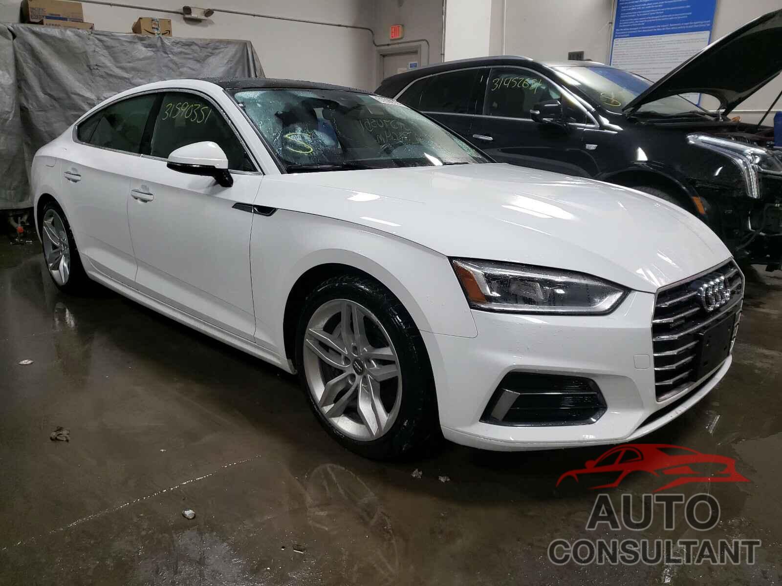 AUDI A5 2019 - WAUANCF59KA064154