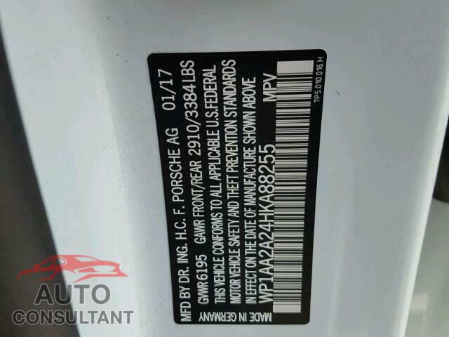 PORSCHE CAYENNE 2017 - WP1AA2A24HKA88255