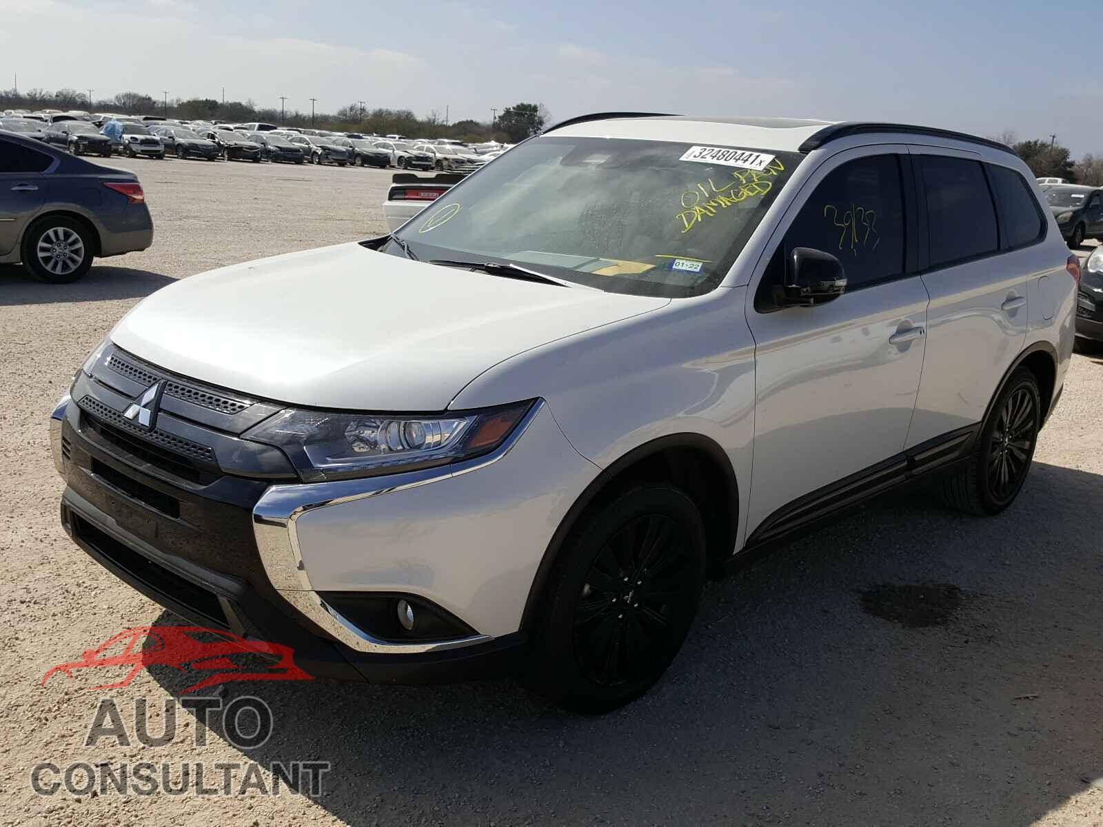 MITSUBISHI OUTLANDER 2020 - JA4AD3A30LZ007270