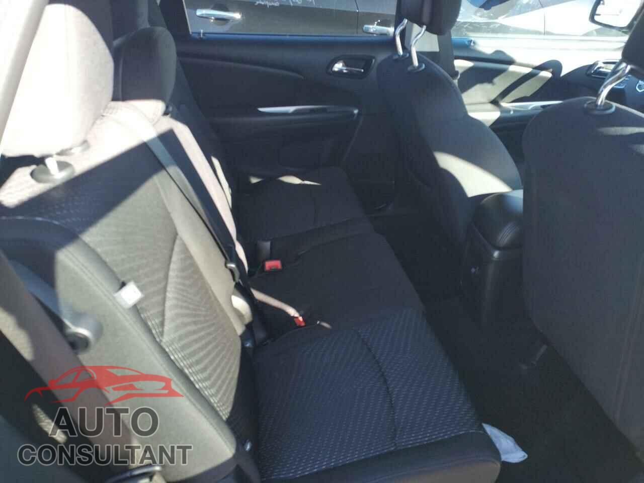 DODGE JOURNEY 2018 - 3C4PDCAB2JT384274