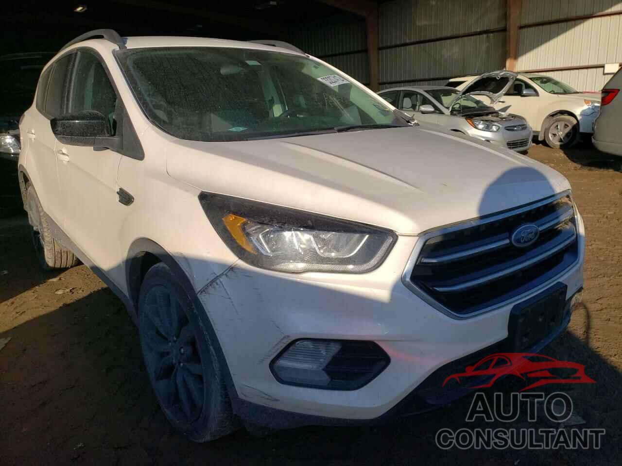 FORD ESCAPE 2018 - 1FMCU0GDXJUC05938
