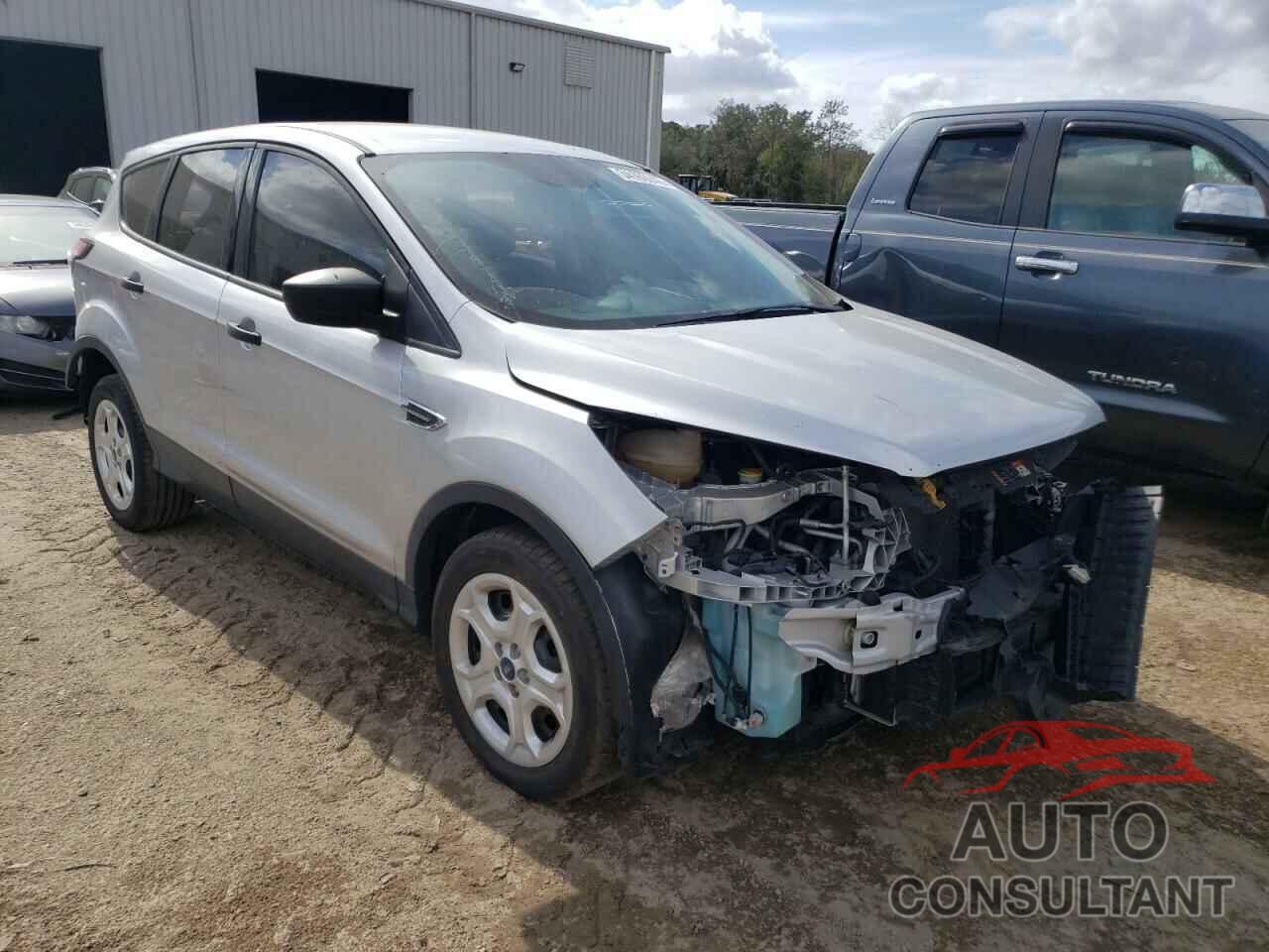 FORD ESCAPE 2017 - 1FMCU0F71HUB48759