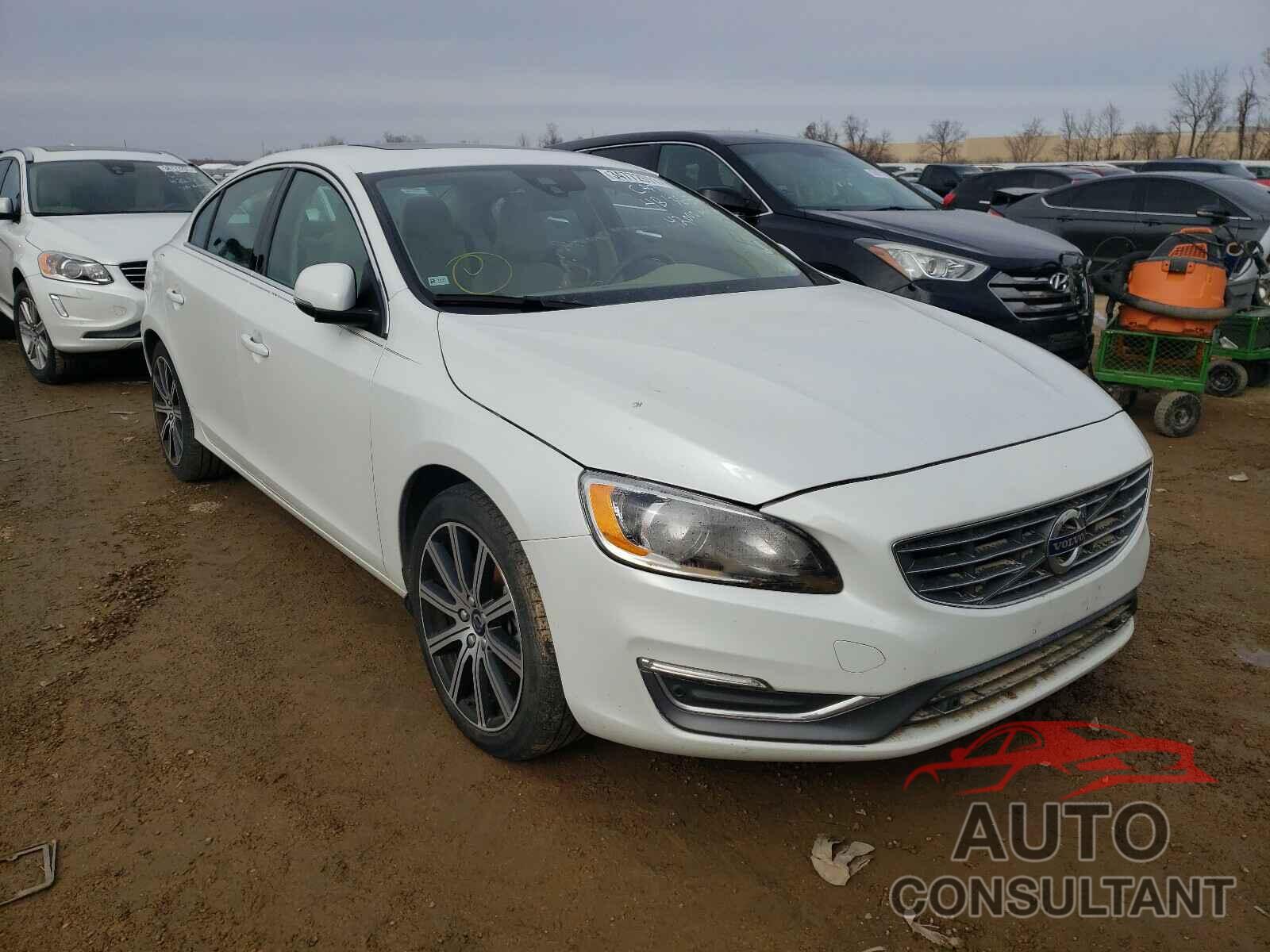 VOLVO S60 2017 - LYV402HK0HB136520