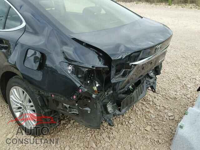 LEXUS ES350 2015 - JTHBK1GG4F2167694
