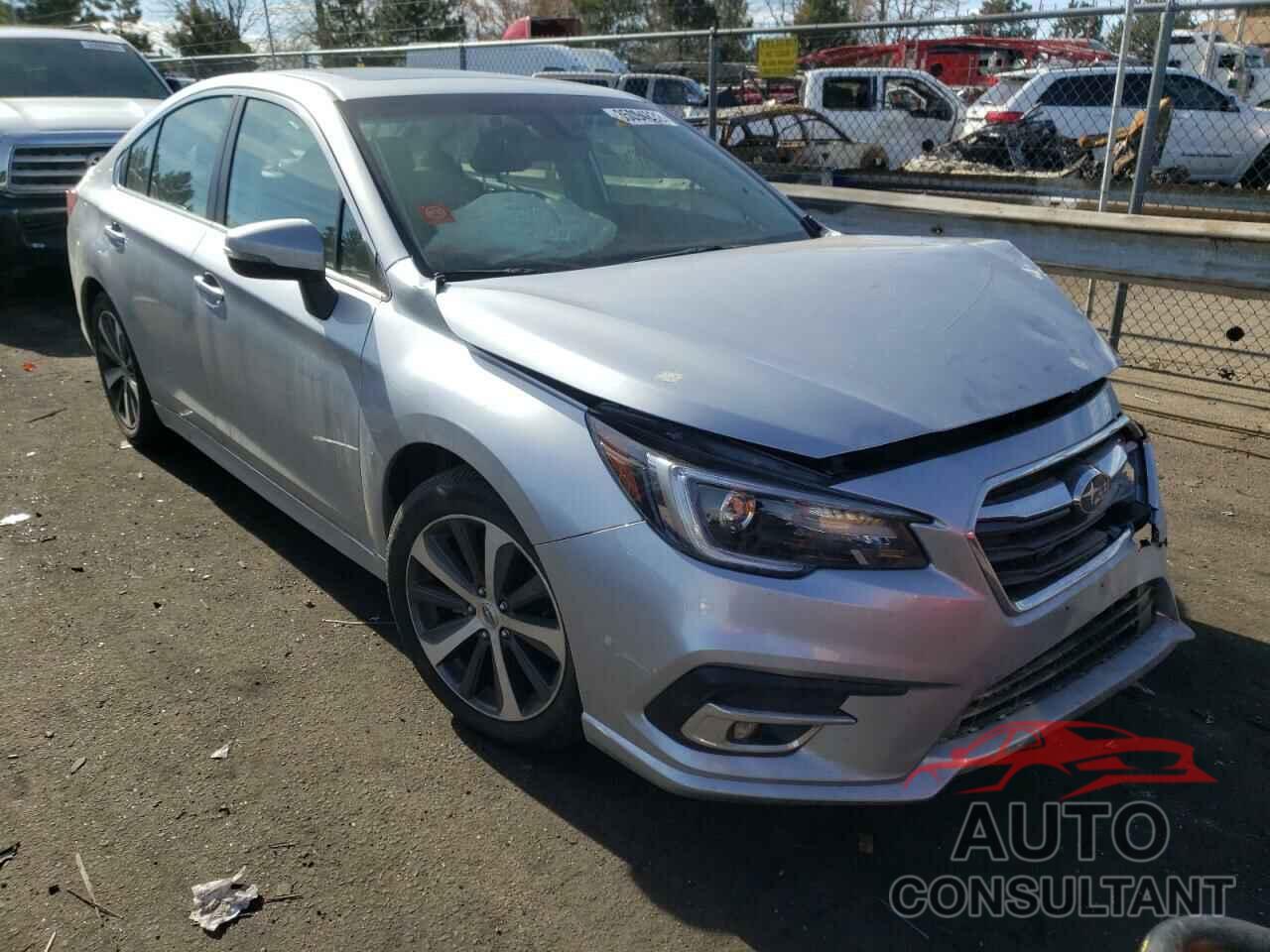 SUBARU LEGACY 2018 - 4S3BNAN62J3040903